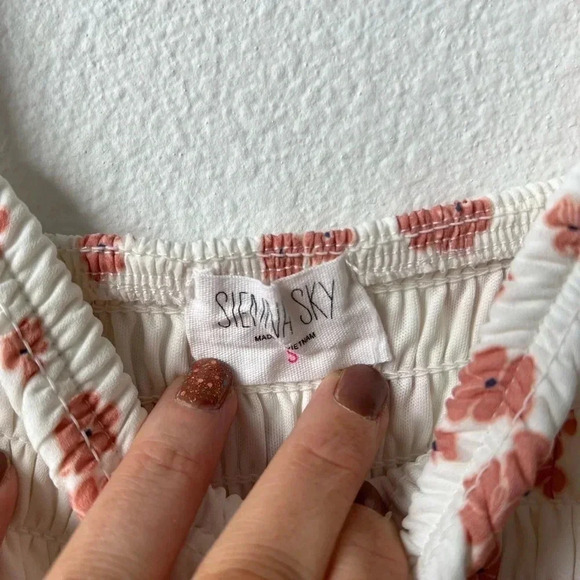 Sienna Sky mini Floral Dress - Picture 3 of 6